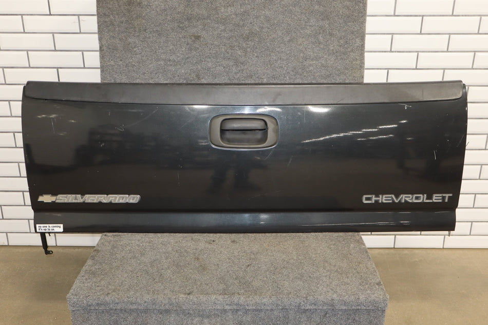 99-07 Chevy Silverado GMC Sierra GMT800 OEM Tailgate Black 41U