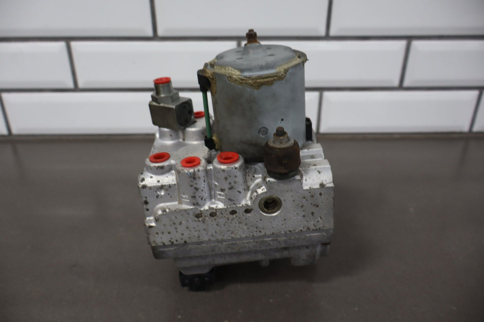 1998 Chevrolet Corvette C5 ABS Pump And Module