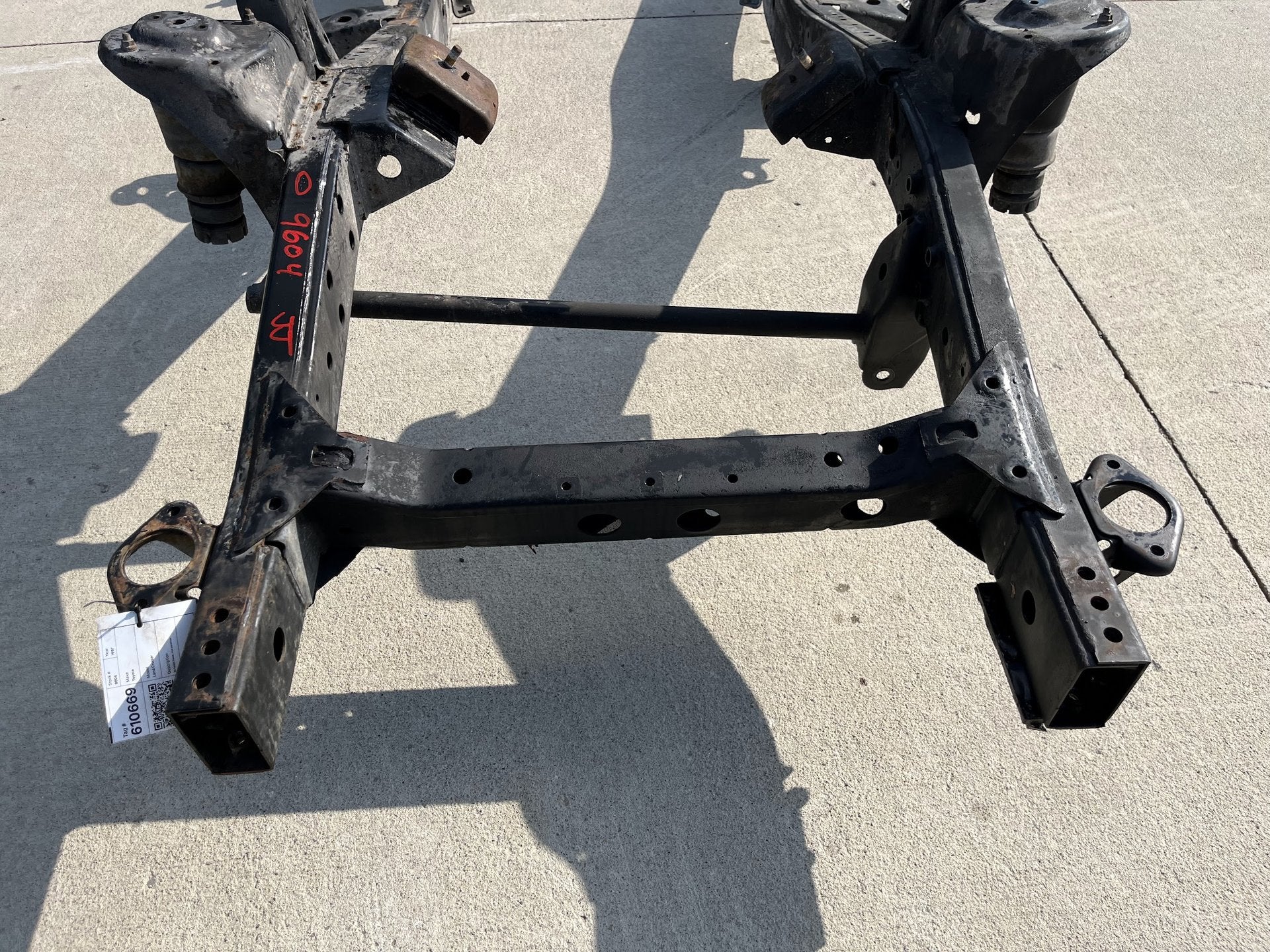 パールハーバー 1997 Toyota Land Cruiser J80- Frame Assembly – J & J Auto Wrecking