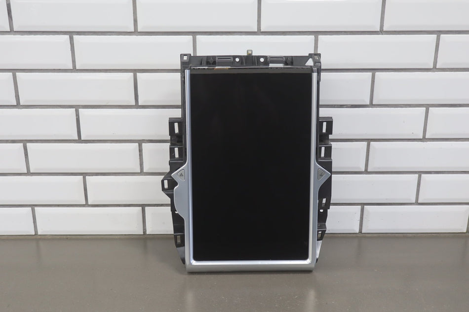 2015 Tesla Model S- MCU2 Media Control Unit 1450737-00-B Interl