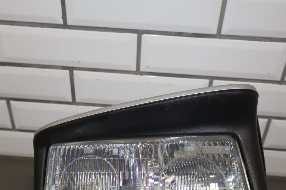 1997-2004 Chevrolet Corvette C5 Right Headlamp