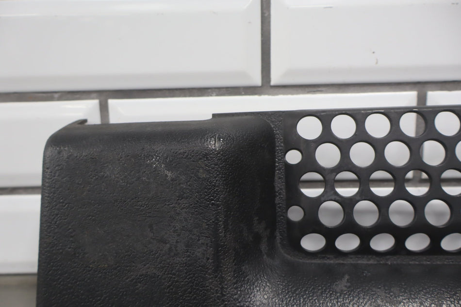 2003-2007 Hummer H2 Lower Front Grille 15078156