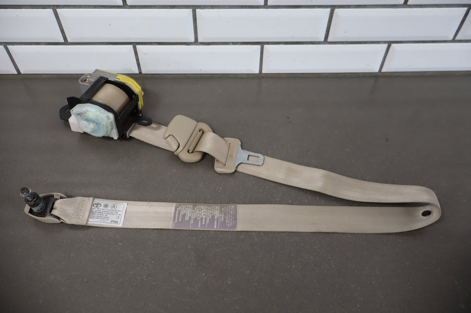 2000 Toyota Land Cruiser J100- Right Front Seat Belt