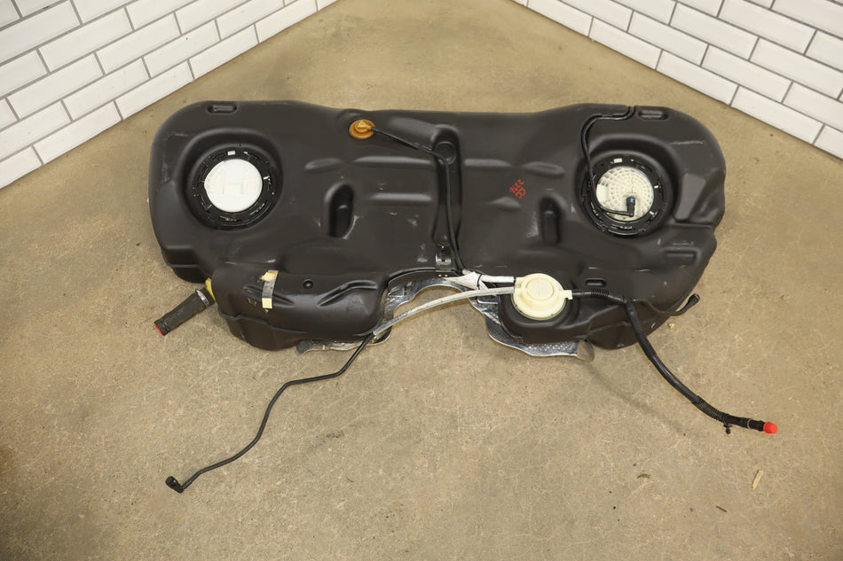 2008-2010 Dodge Challenger Fuel Tank 05135172AD OEM 6.1L Hemi V8