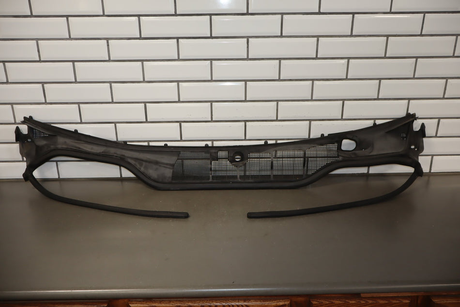 2004 Lexus LS430 F30- Cowl Vent Panel