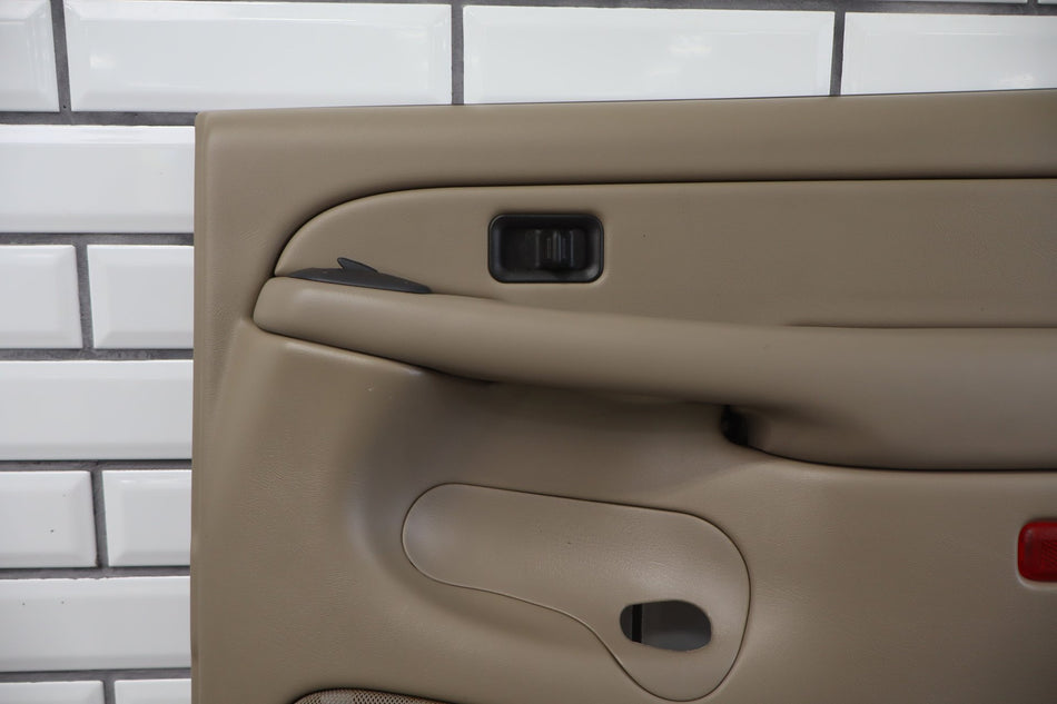 2004 Chevrolet Tahoe- Rear Door Trim