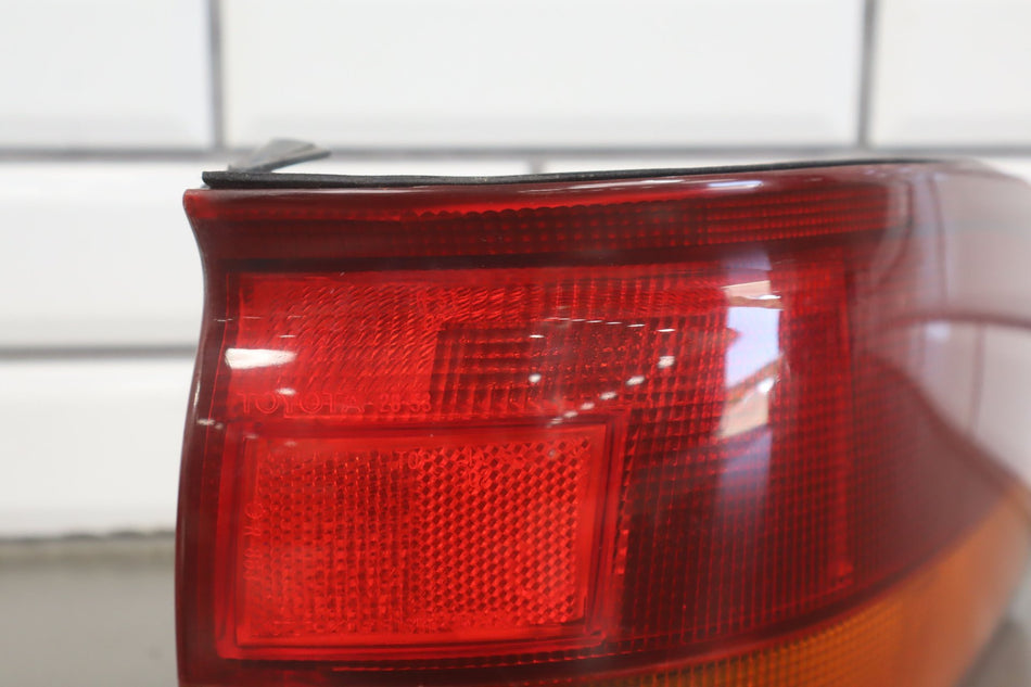 Right Tail Light, 1996, Toyota, Previa