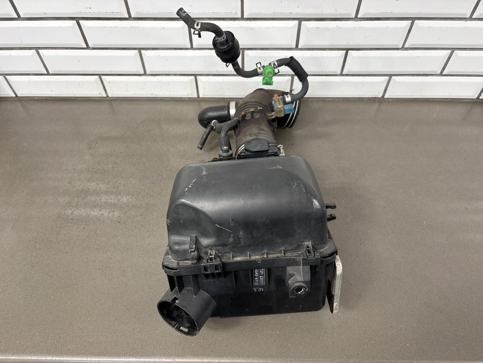 00-05 Toyota MR2 Spyder (ZZW30) Air Cleaner Box Housing OEM
