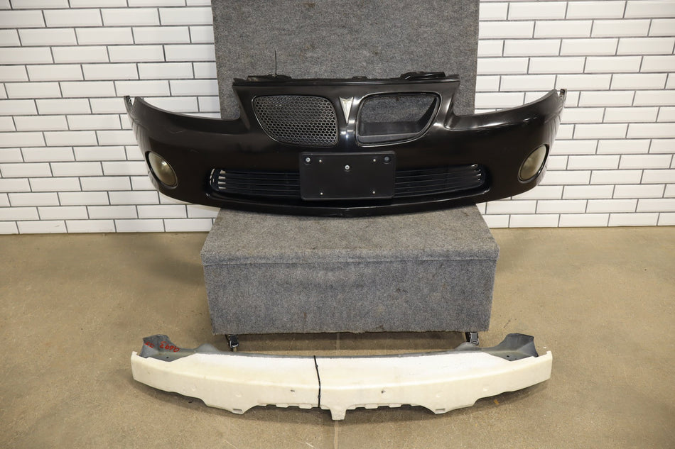 2004-2006 Pontiac GTO Front Bumper Assembly W/ Lamps Phantom Black OEM