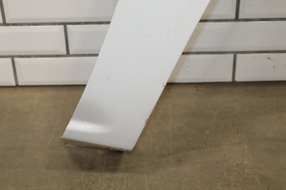 99-06 GMC Sierra/Yukon GMT800 Passenger Right RH Fender Summit White 50