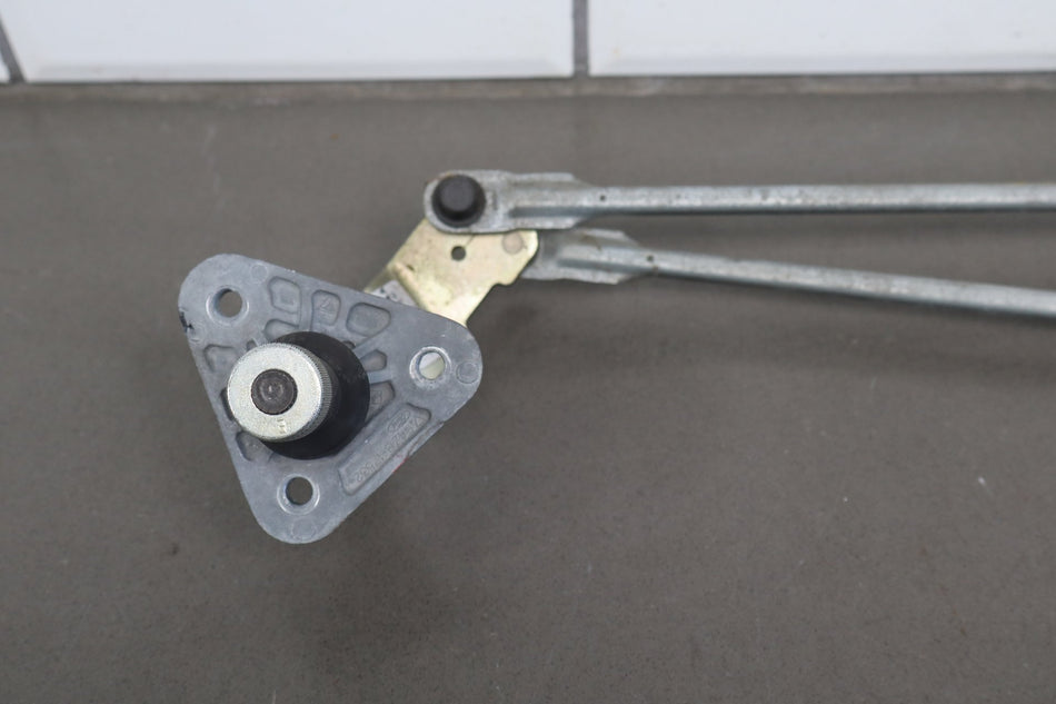 99-04 Ford Mustang Front Windshield Wiper Motor w/ Linkage OEM XR3U-17504-AA