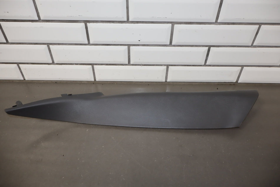 99-07 Chevy GMC Silverado Sierra SUV GMT800 A Pillar Trims Dark Charcoal