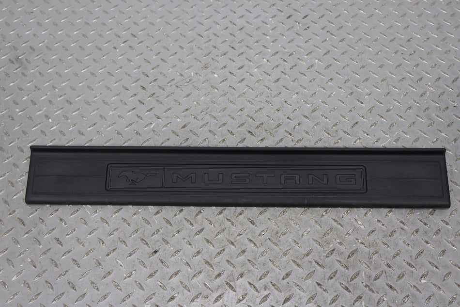 15-23 Ford Mustang S550 Sill Plate Pair (Black)