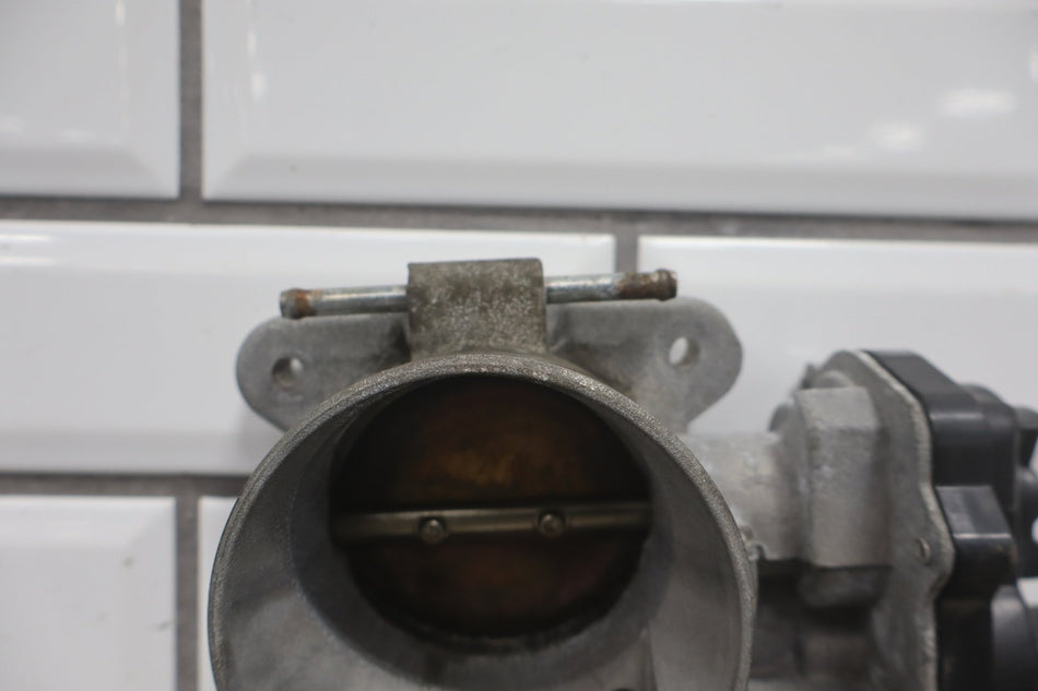 2004 GMC Sierra 1500- Throttle Body