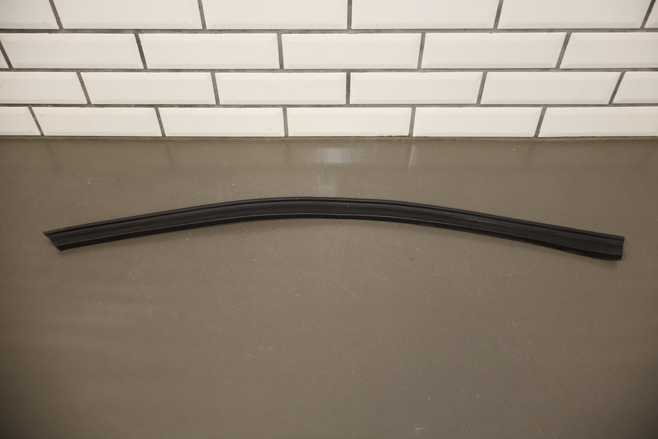 2003-2009 Hummer H2 Left Driver Rear Door To Body Weather Stripping Gasket Seal
