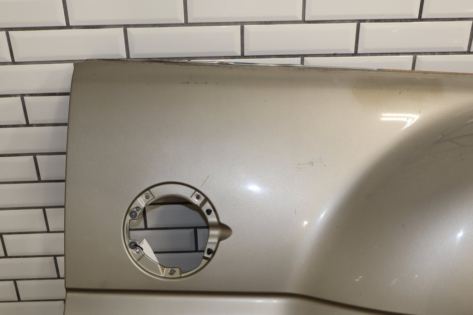 CRACKED 01-07 Chevrolet Silverado Sierra 3500 Left Bedside Panel Light Pewter