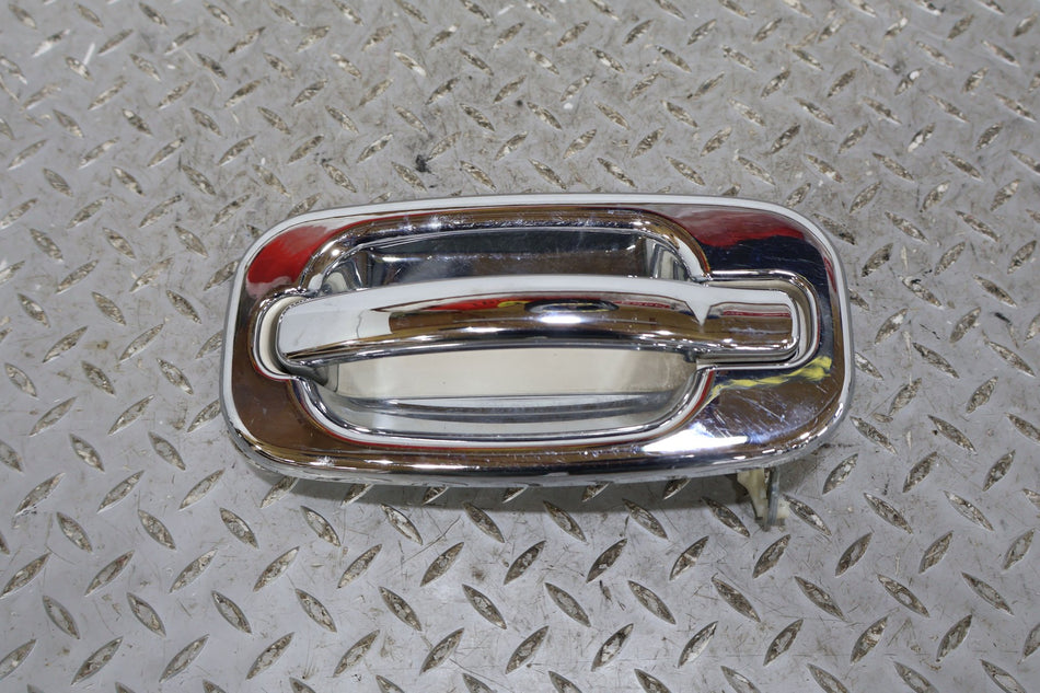 03-06 Cadillac Escalade Outside Door Handle Set (White Diamond)