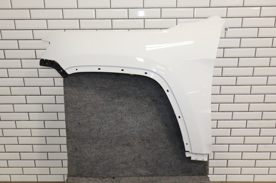 14-16 Jeep Grand Cherokee Limited Left Fender (Bright White PW7)