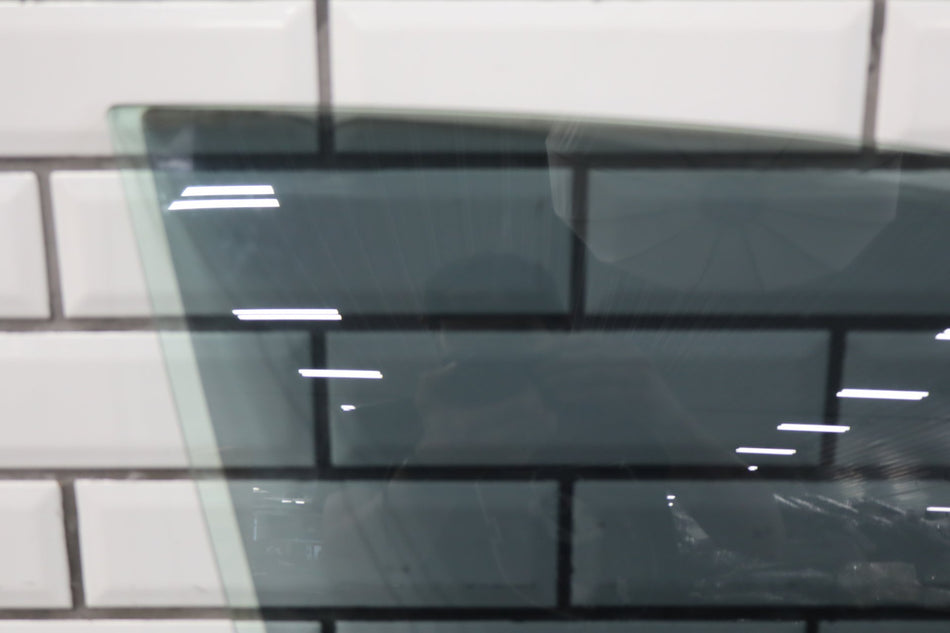 2007-2012 Lexus LS460 Right Front Door Window