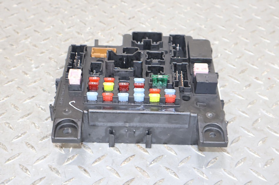 08-15 Mitsubishi Lancer Cabin Fuse Box
