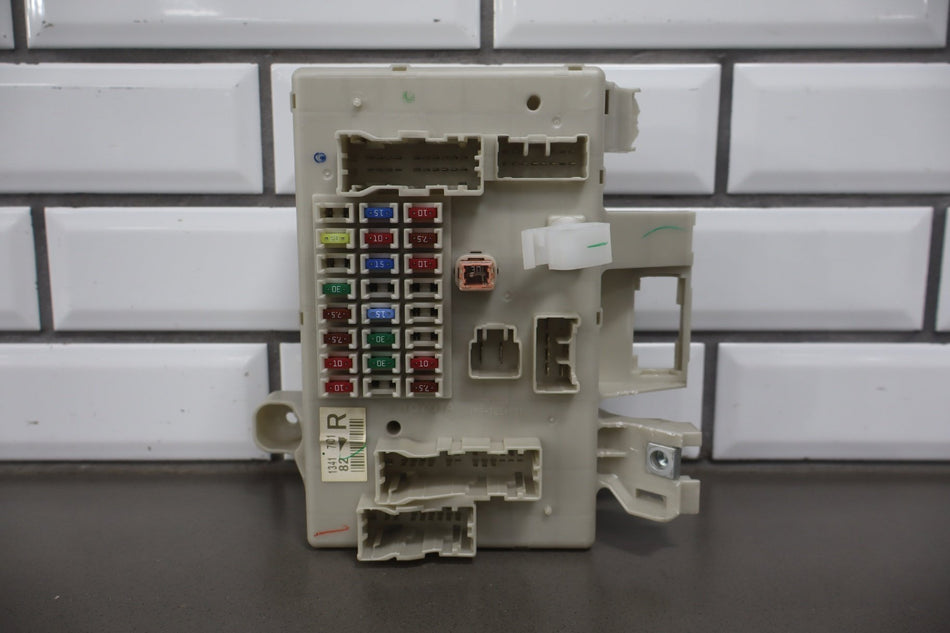 2007 Toyota 4Runner N210- Cabin Fuse Box