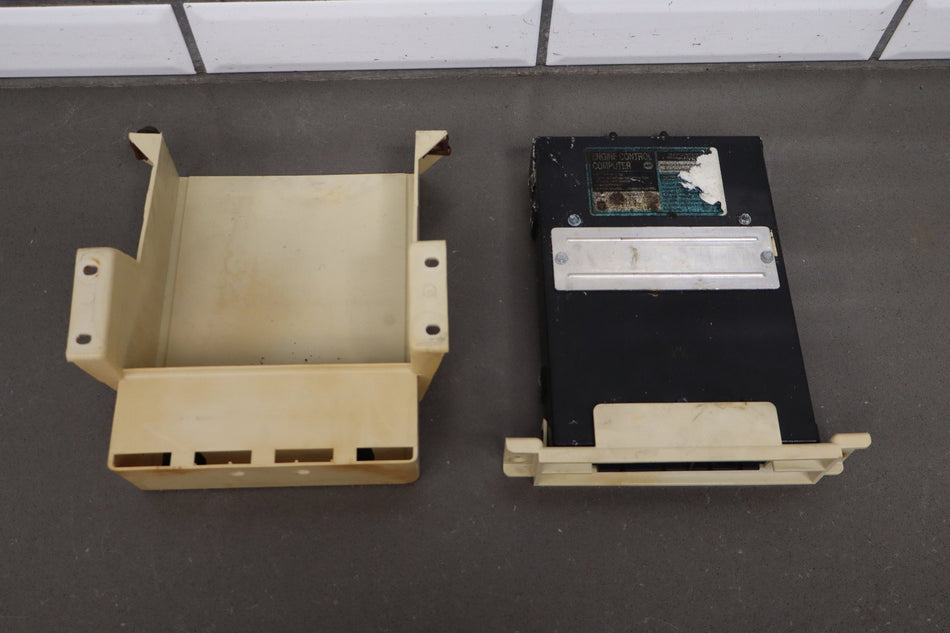 1986-1989 Chevrolet Corvette 5.7L Engine Computer 01227165 | Untested
