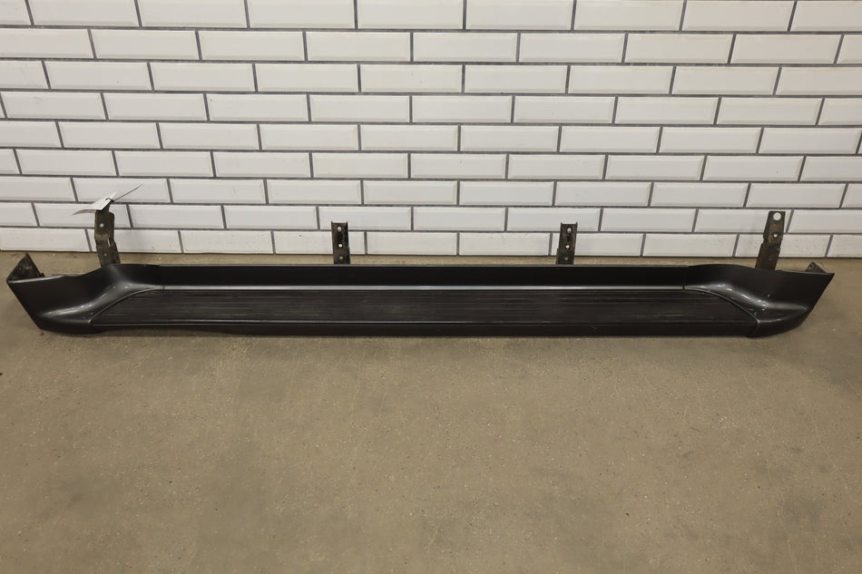 2000 Toyota Land Cruiser J100- Left Running Board