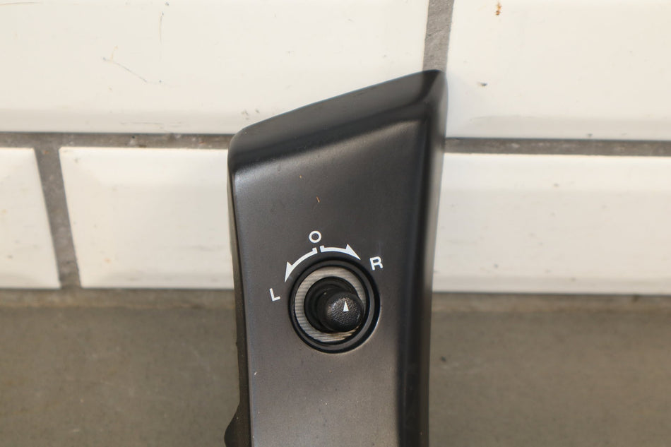 1994-1996 Chevrolet Corvette C4 - Front Door Window, Mirror Switch W/ Bezel