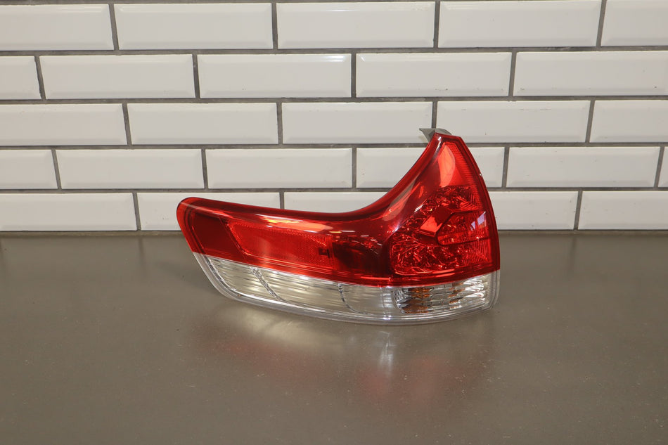 2012 Toyota Sienna Left Tail Light OEM