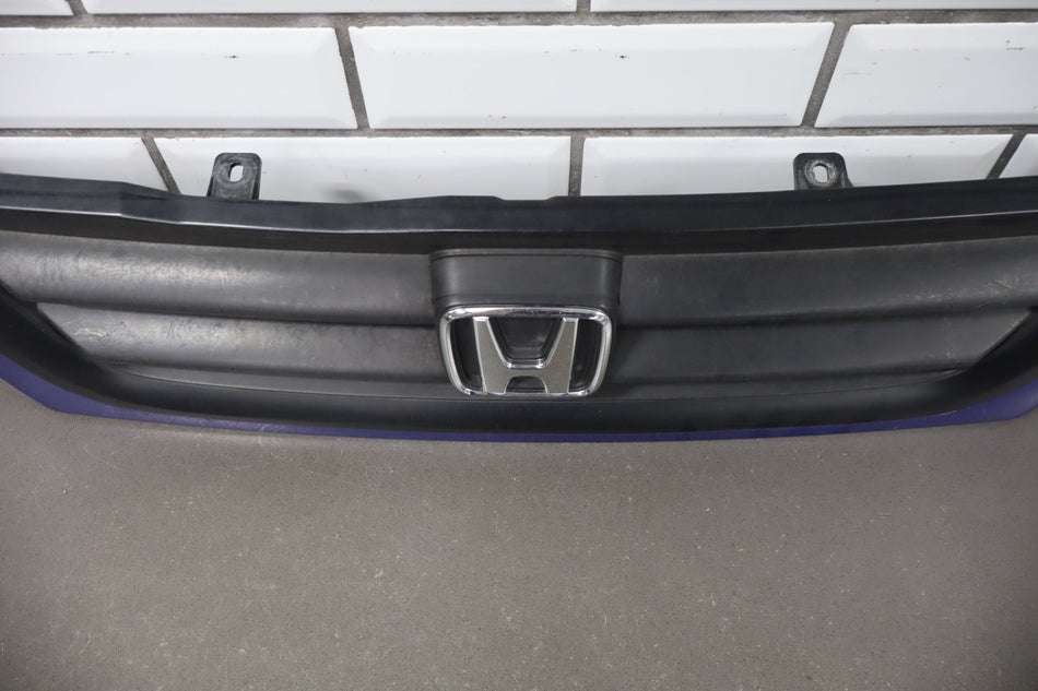 1997-2001 Honda CR-V Grille OEM