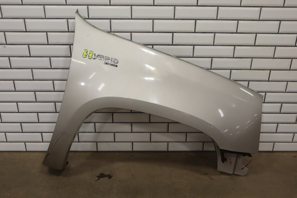 2007-2014 GMC Yukon Right Fender Hybrid Silver Birch 59 22977478