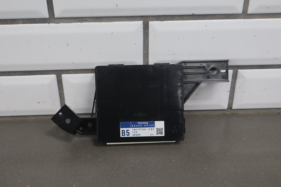 2012 Toyota Sienna- A/C Amplifier Control Module PN: 8865008150