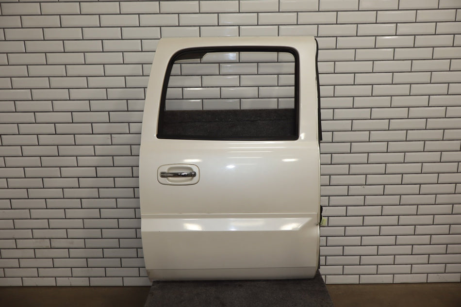 2005 Cadillac Escalade ESV gmt800- Right Rear Door