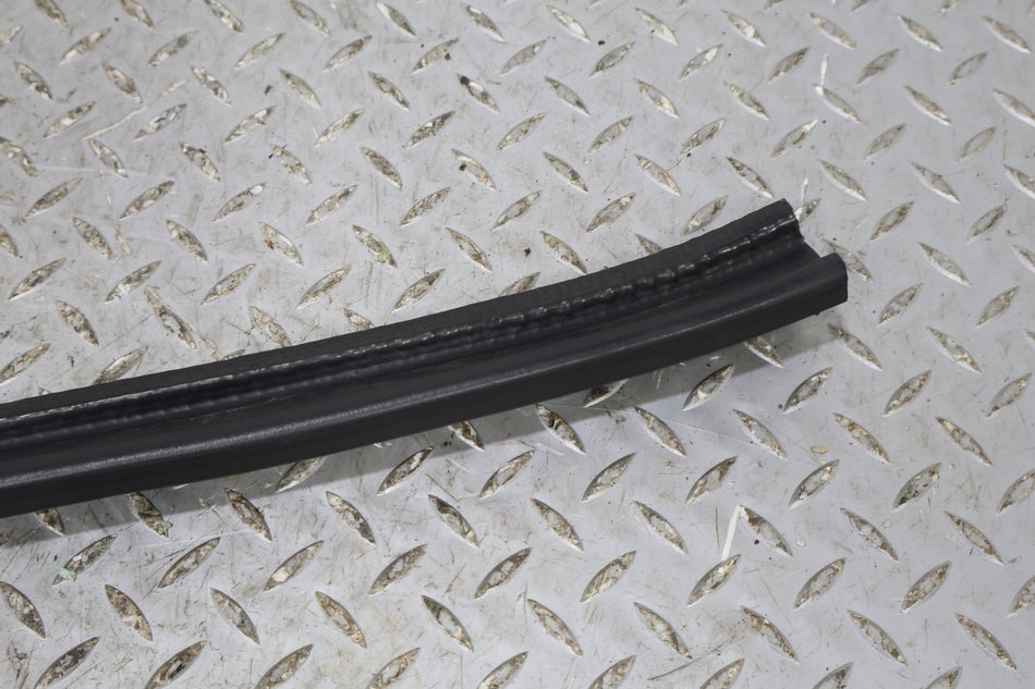 03-09 Hummer H2 Left Rear Door Weather Strip