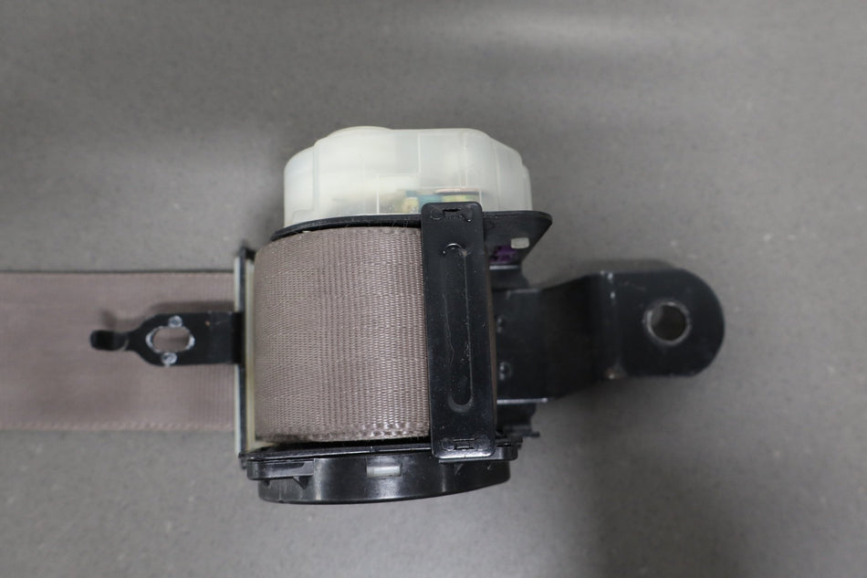 1997 Lexus LX450 J80- Right Rear Seat belt
