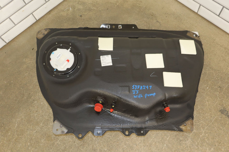 2018 Fiat 124 Spider- Fuel Tank