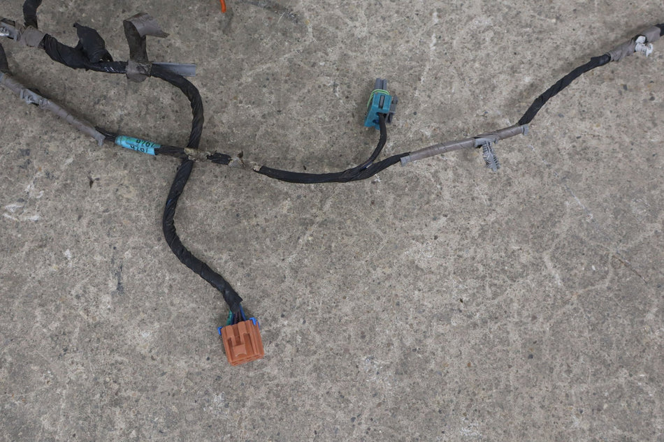 01-02 Chevy Silverado Crew Cab GMT800 Right Rear Power Door Wiring Harness OEM