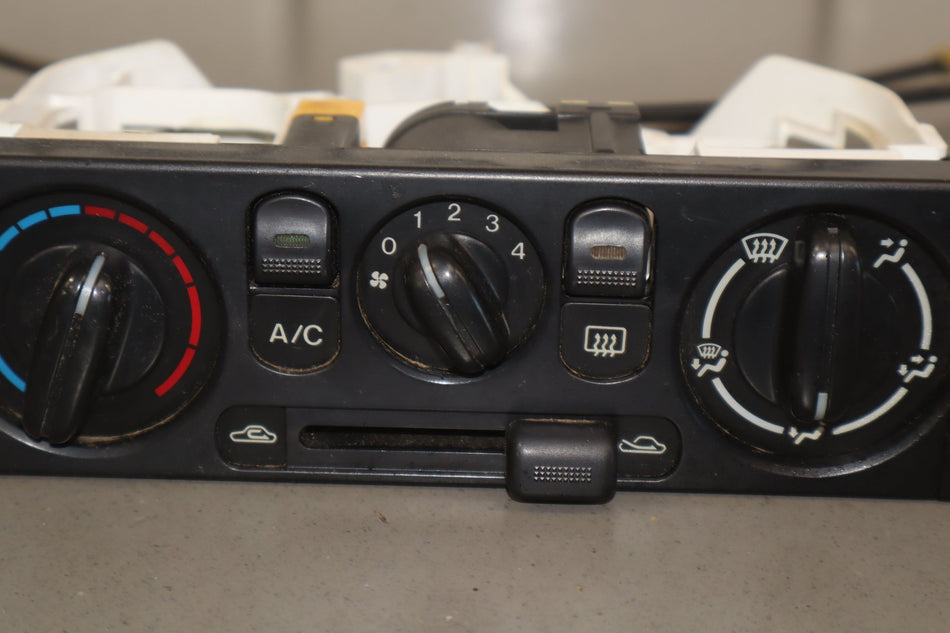 1999 Mazda MX-5 Miata Heater/AC Controls OEM