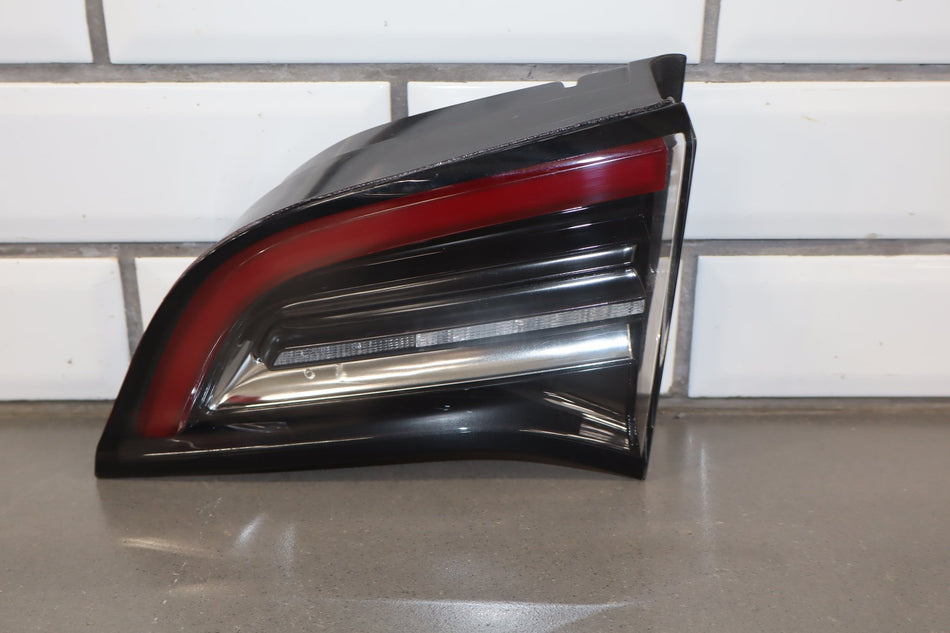 2019 Tesla Model 3- Right Inner Tail Light