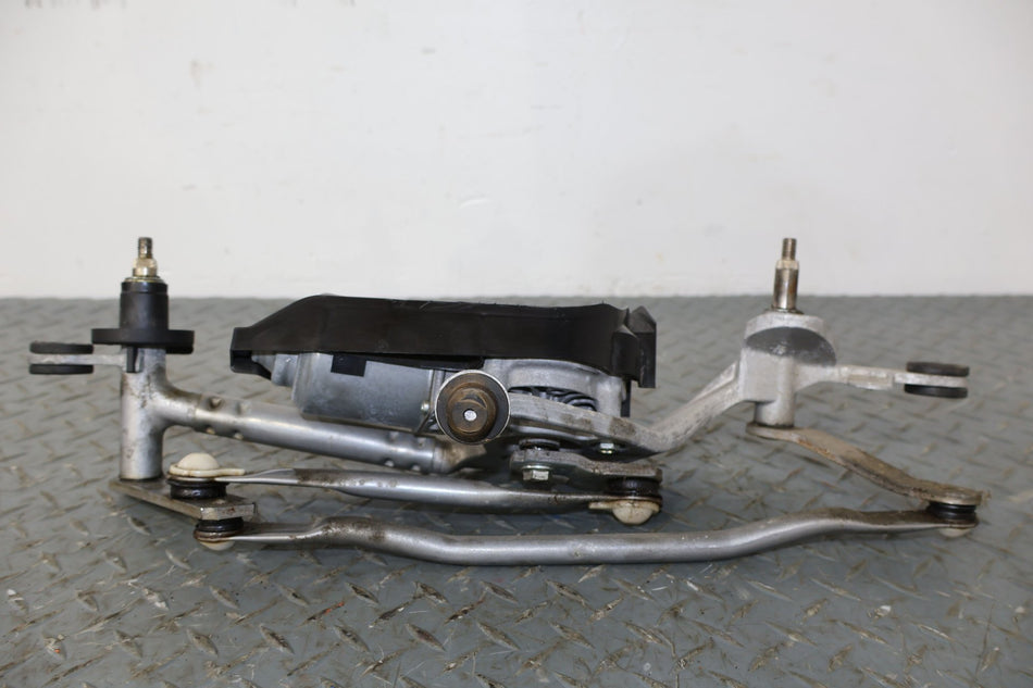 12-19 Fiat 500 Wiper Linkage