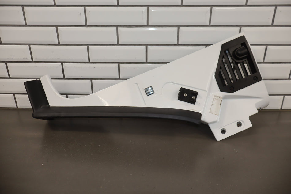 2003-2009 Hummer H2 Right Fender White 50