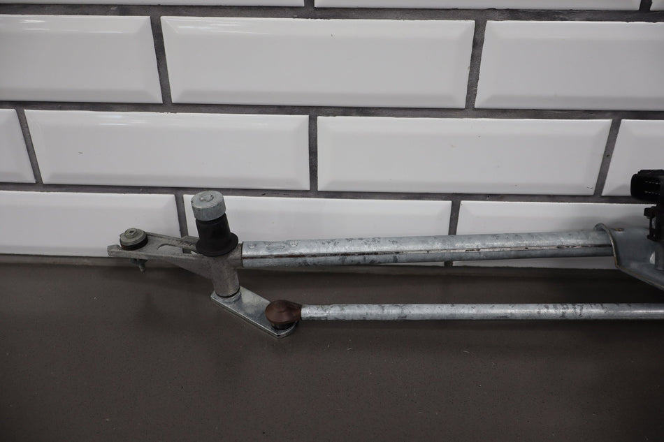 2006 Hummer H2- Wiper Linkage
