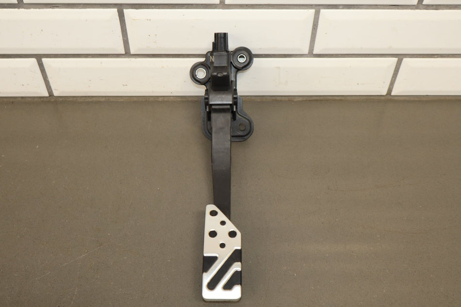 08-15 Mitsubishi Lancer Evo X Electronic Throttle Pedal