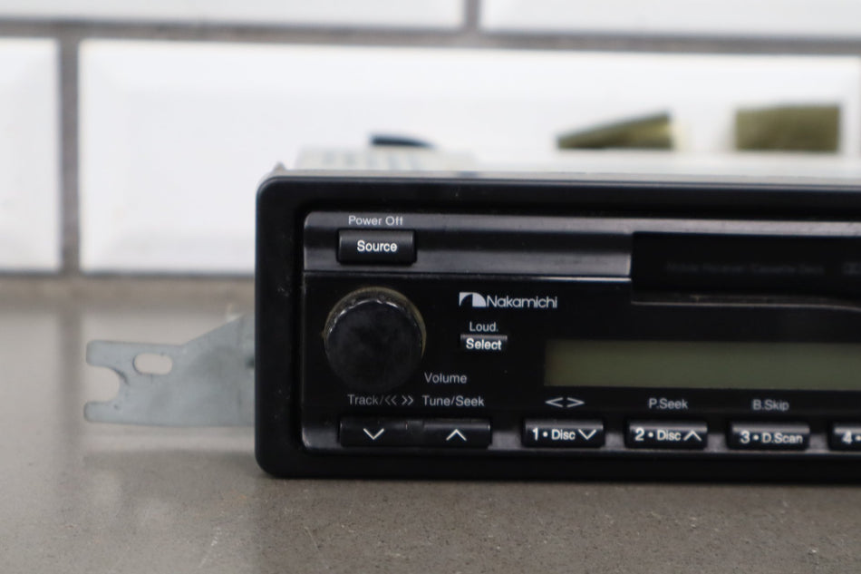 1998-2002 Isuzu Trooper CD Radio OEM