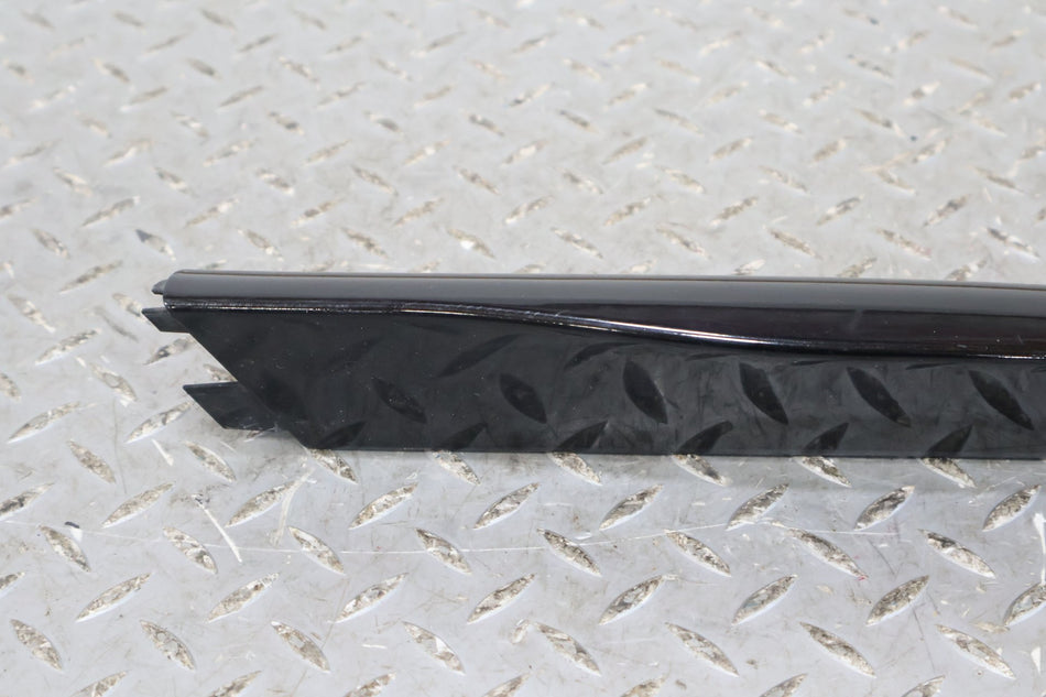 03-06 Cadillac Escalade ESV Left Front Luggage Rack Cap (Black)