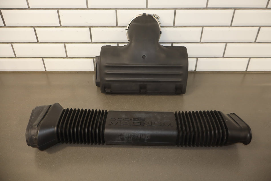1994-2001 Dodge Ram 1500 5.2L Air Cleaner Box Assembly