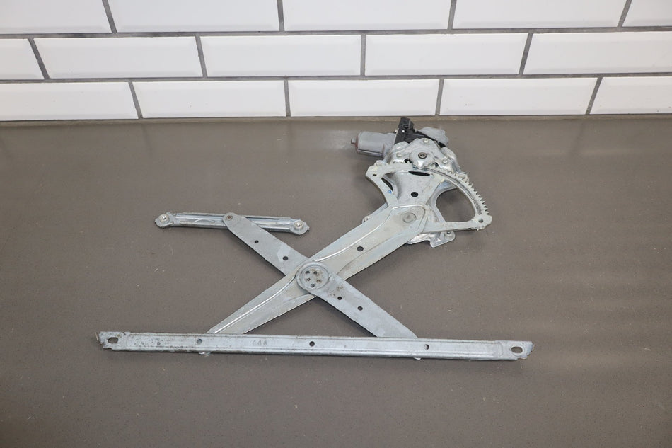 2012 Toyota Sienna Right Rear Door Regulator OEM
