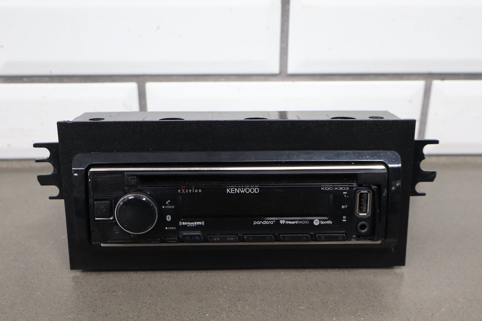 Kenwood KDC-X303 Single DIN Radio