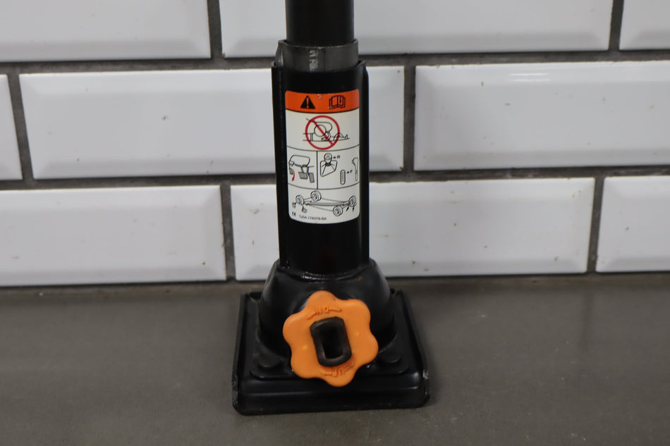 2006 Ford F-250 Super Duty Jack OEM