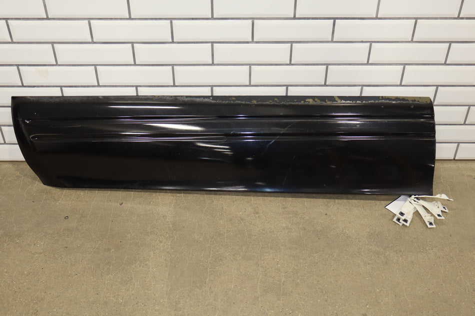 94-96 Pontiac Grand Prix Coupe Left Door Molding SE (Fade)